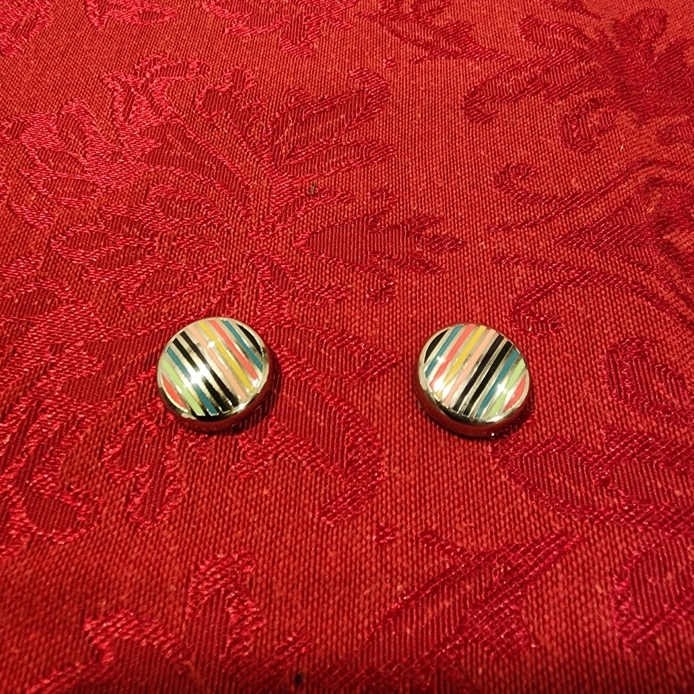 Striped Multicolor Button Set